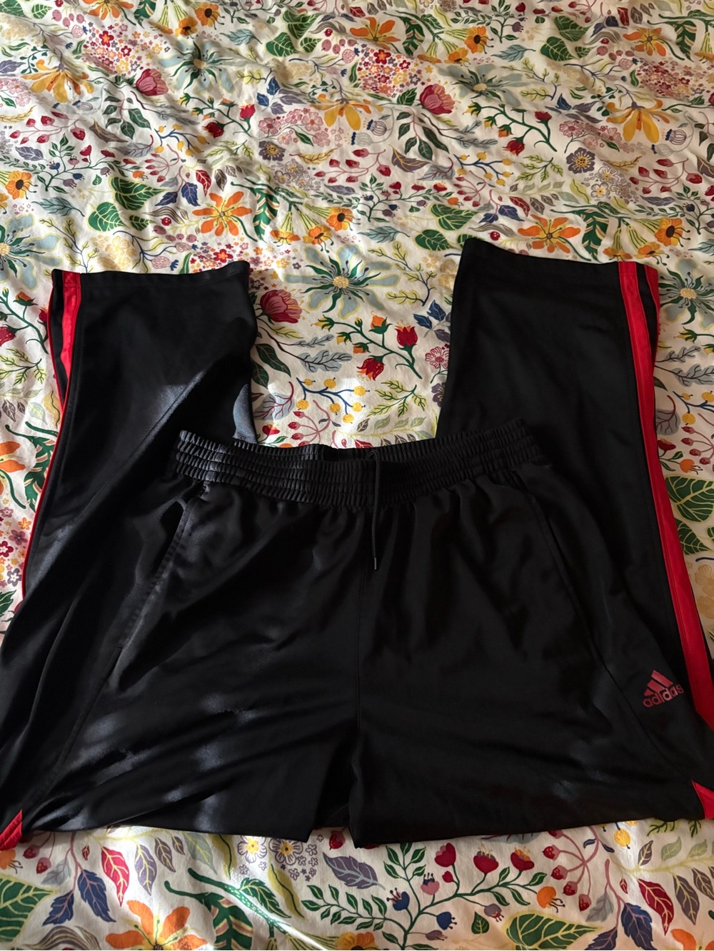 Adidas Climate black straight pants 3 red stripes size L